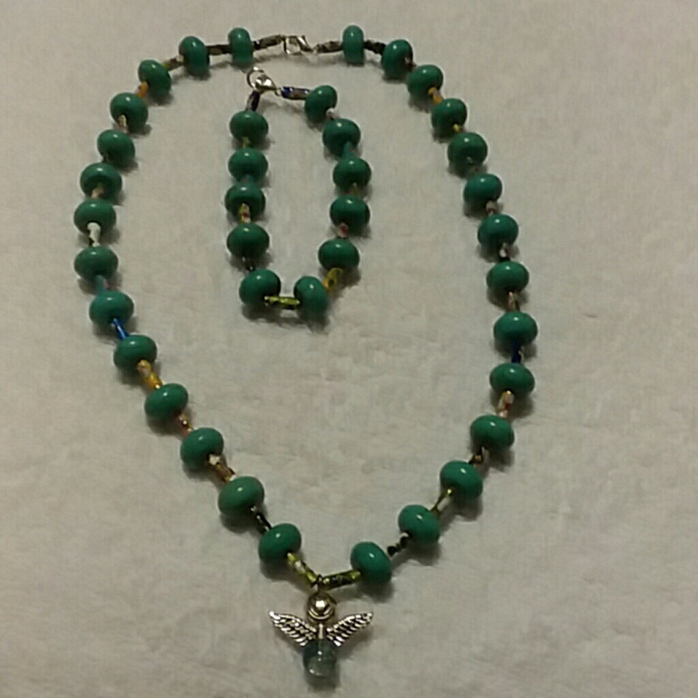 Glass jewelry set
